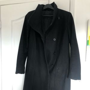 Aritzia Babaton Black Peacoat